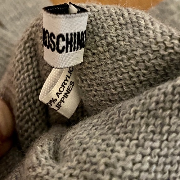 Moschino Knit Gloves with Ruffle Cuffs NWOT - Picture 9 of 10